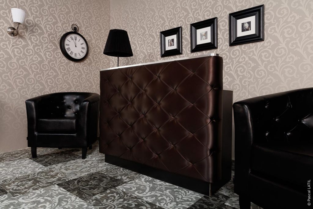 Фризьорска рецепция-каса "LIVINGSTON" 6 Realisation 17